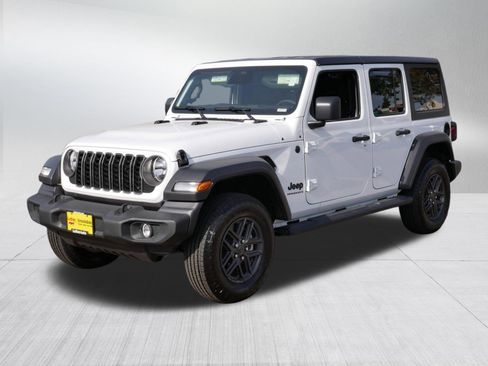 Used 2026 Jeep Wrangler Unlimited Sport AWD/4WD image 3