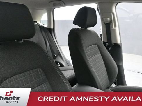 Used 2023 Honda HR-V LX image 23