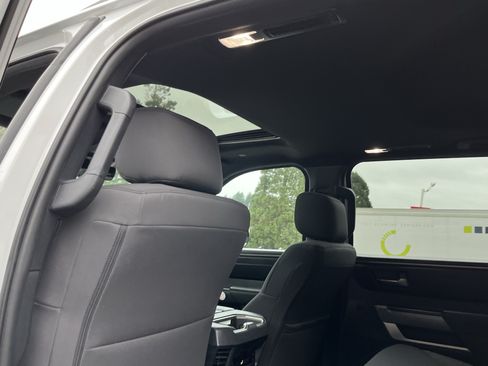 Certified 2025 Toyota Sequoia SR5 AWD/4WD image 17