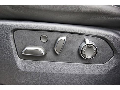 New 2025 Cadillac Escalade Sport Platinum w/ LPO, ONYX Package image 22