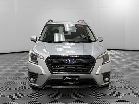 Certified 2022 Subaru Forester Premium image 8