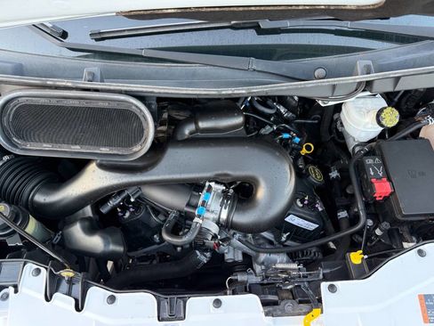 Used 2016 Ford Transit 150 XL image 9