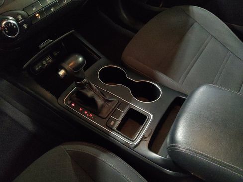 Used 2017 Kia Sorento LX image 26