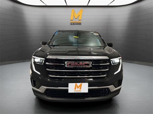 Used 2025 GMC Acadia Elevation image 3