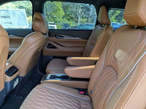 New 2026 INFINITI QX60 Autograph w/ Dark Cargo Package image 25