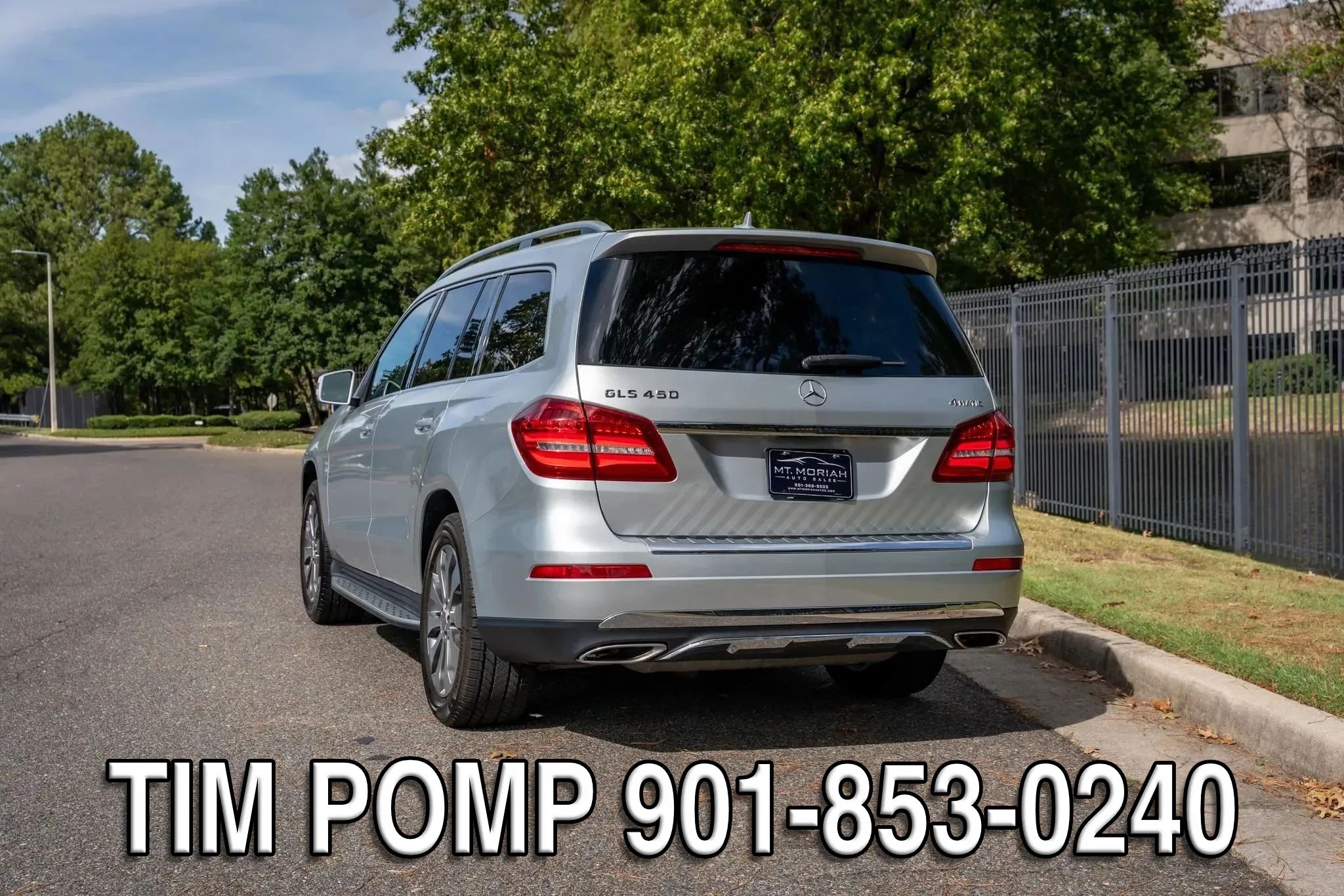 Used 2017 Mercedes-Benz GLS 450 4MATIC w/ Premium Package image 7