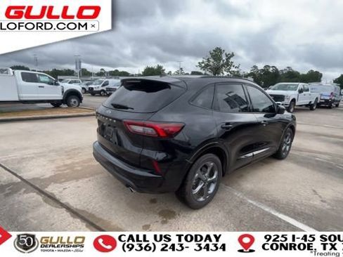 Used 2023 Ford Escape ST-Line w/ Tech Pack #1 FWD image 8