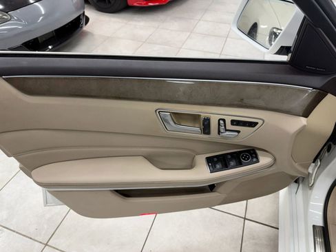 Used 2016 Mercedes-Benz E 350 Sedan w/ Premium Package image 13