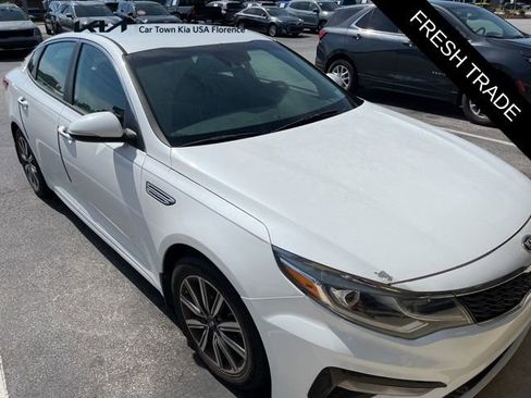 Used 2019 Kia Optima LX w/ LX 17" Wheel Package FWD image 2