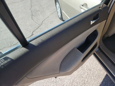 Used 2003 Honda Accord LX image 31