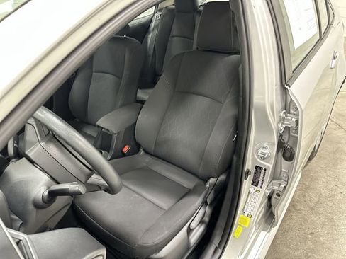 Used 2024 Toyota Corolla LE FWD image 14