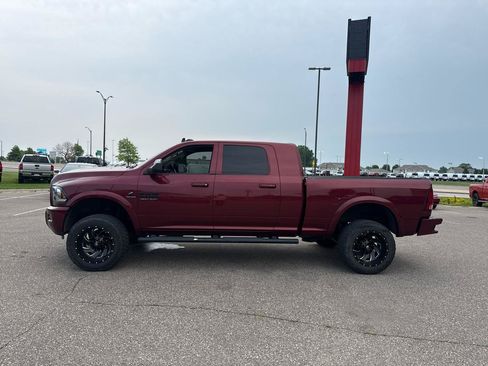 Used 2018 RAM 2500 Laramie w/ Sport Appearance Group AWD/4WD image 2