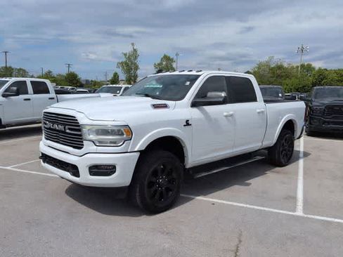 Used 2019 RAM 2500 Laramie w/ Night Edition AWD/4WD image 4