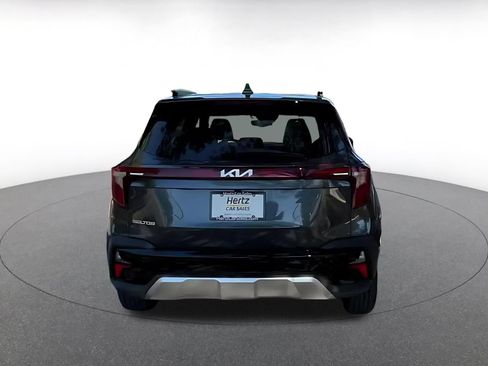 Used 2025 Kia Seltos S FWD image 12