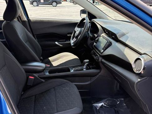 Used 2021 Nissan Kicks SV FWD image 17