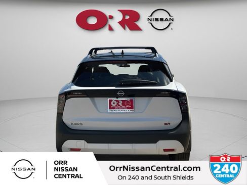 New 2026 Nissan Kicks SR FWD image 6