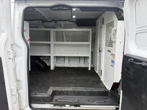 Used 2019 Ford Transit 150 130 Low Roof RWD image 25
