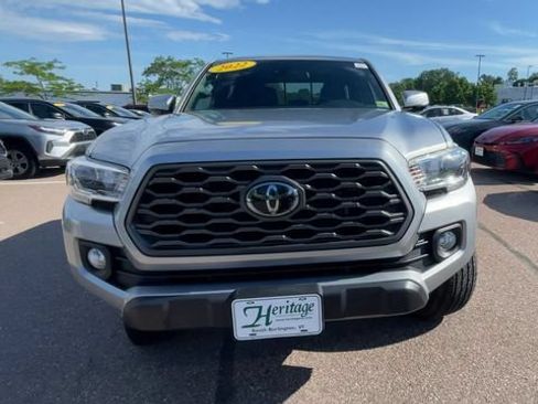 Certified 2022 Toyota Tacoma TRD Off-Road w/ Technology Package AWD/4WD image 7