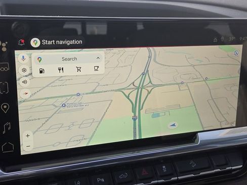 New 2025 GMC Sierra 3500 SLT w/ SLT Premium Package image 4