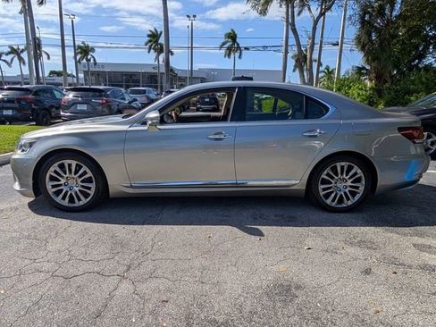 Used 2016 Lexus LS 460 image 4