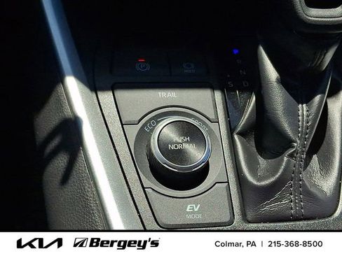 Used 2024 Toyota RAV4 AWD Hybrid w/ Weather Package image 27