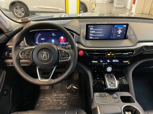 Certified 2023 Acura MDX SH-AWD w/ Technology Package image 20