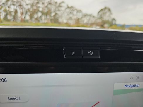 New 2025 Ford F150 Lariat w/ Equipment Group 501A Mid image 47