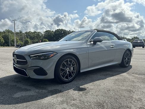 Used 2024 Mercedes-Benz CLE 300 4MATIC Cabriolet image 8