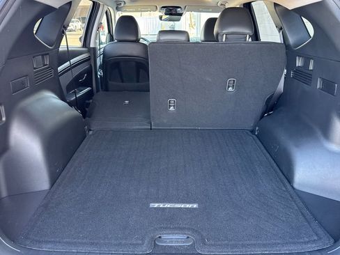 Used 2023 Hyundai Tucson SEL w/ Convenience Package image 18