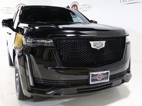 Used 2022 Cadillac Escalade Sport w/ Touring Package image 28