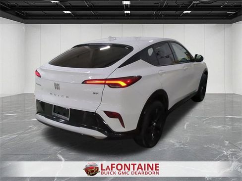 Used 2024 Buick Envista Sport Touring w/ Convenience I Package image 8