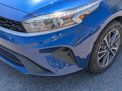 Used 2022 Kia Forte LXS w/ LXS Technology Package image 9