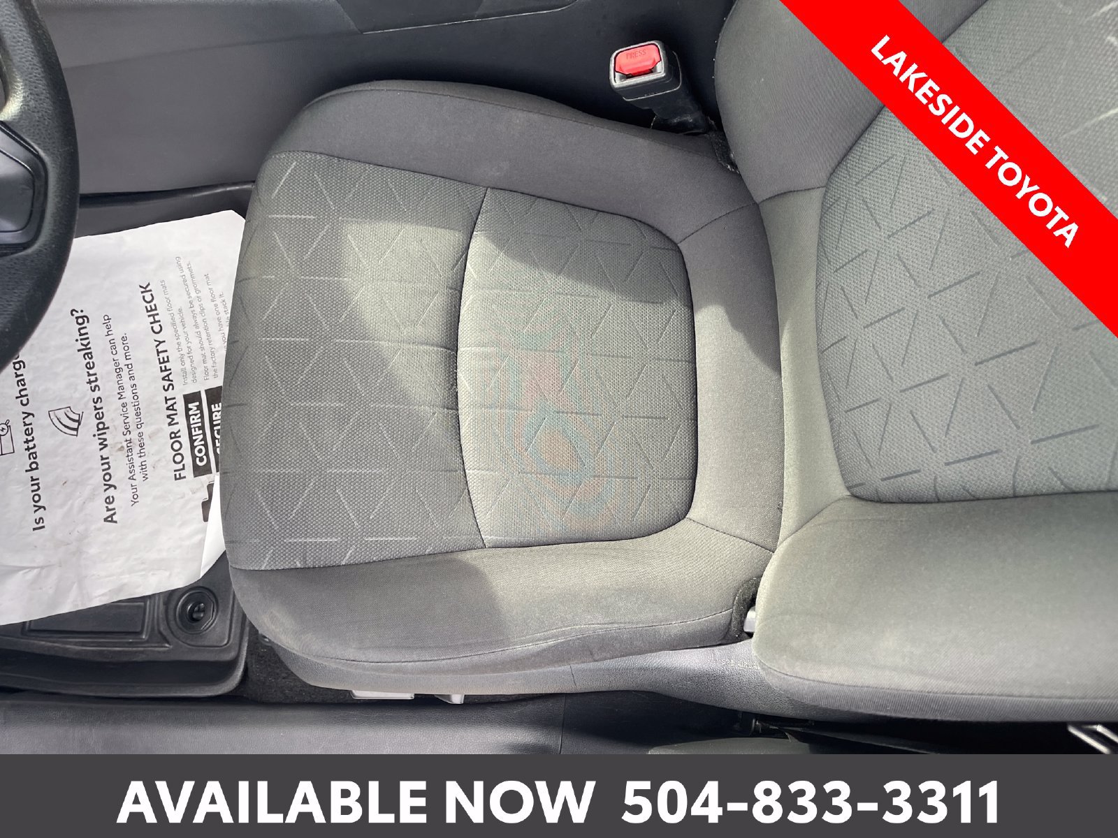 Used 2021 Toyota RAV4 XLE AWD/4WD image 28