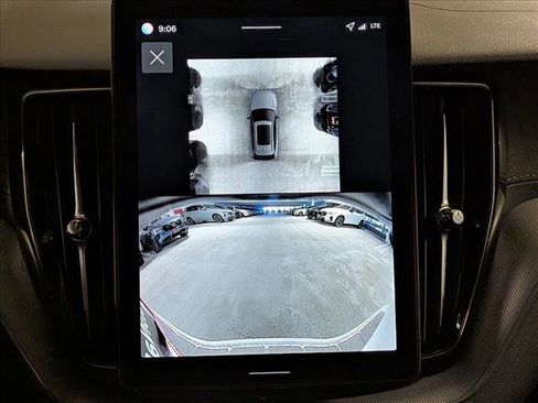 New 2026 Volvo XC60 B5 Ultra w/ Climate Package image 15