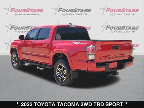 Used 2022 Toyota Tacoma TRD Sport w/ Technology Package RWD image 7