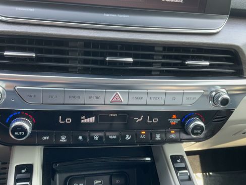 Used 2021 Kia Telluride SX w/ Towing Package FWD image 31