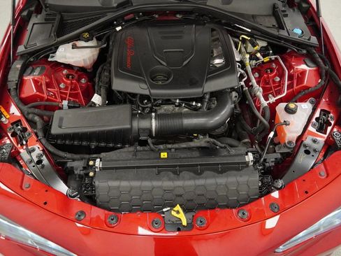 Used 2024 Alfa Romeo Giulia Veloce image 52