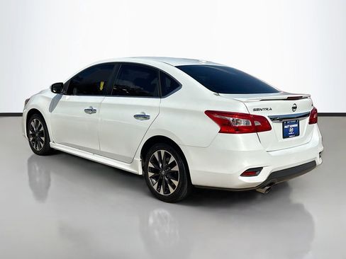 Used 2019 Nissan Sentra SR image 6