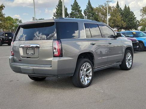 Used 2019 GMC Yukon Denali w/ Denali Ultimate Package AWD/4WD image 13