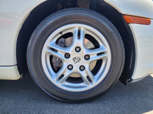 Used 2003 Porsche Boxster RWD image 28