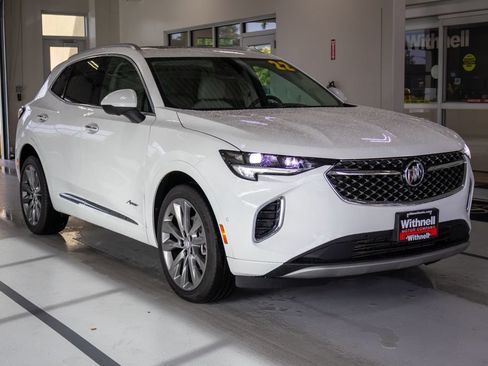 Used 2022 Buick Envision Avenir w/ Technology Package II FWD image 5