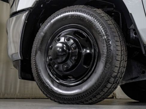 Used 2022 RAM 3500 Tradesman RWD image 43