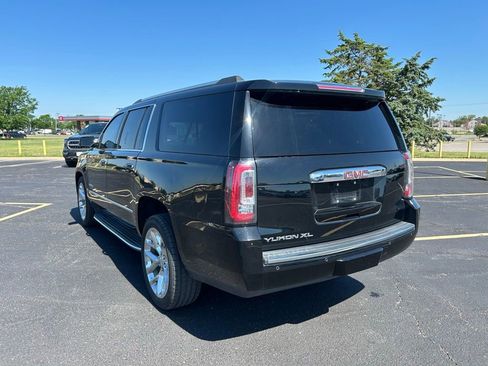 Used 2019 GMC Yukon XL Denali w/ Open Road Package RWD image 6