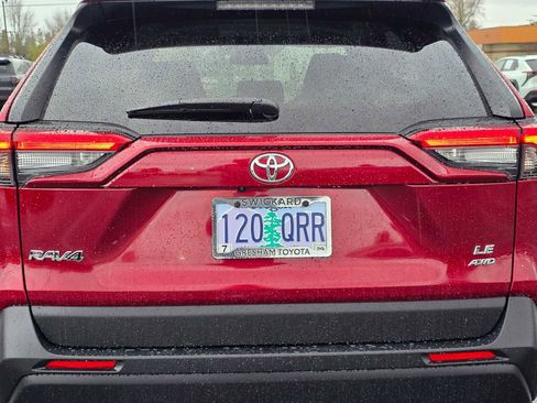 Certified 2025 Toyota RAV4 LE image 13