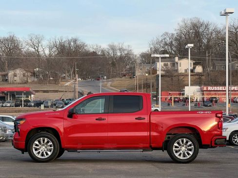 Used 2022 Chevrolet Silverado 1500 Custom AWD/4WD image 5