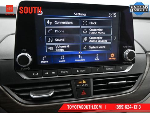 Used 2024 Nissan Altima 2.5 SV image 15