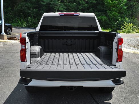 New 2026 Chevrolet Silverado 1500 RST w/ RST Select Package AWD/4WD image 8