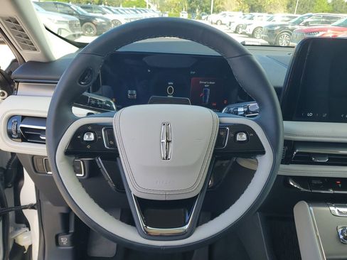 New 2026 Lincoln Aviator 2WD image 22