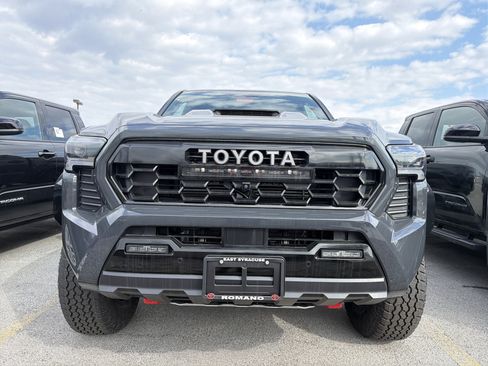 New 2026 Toyota Tacoma TRD Pro AWD/4WD image 3