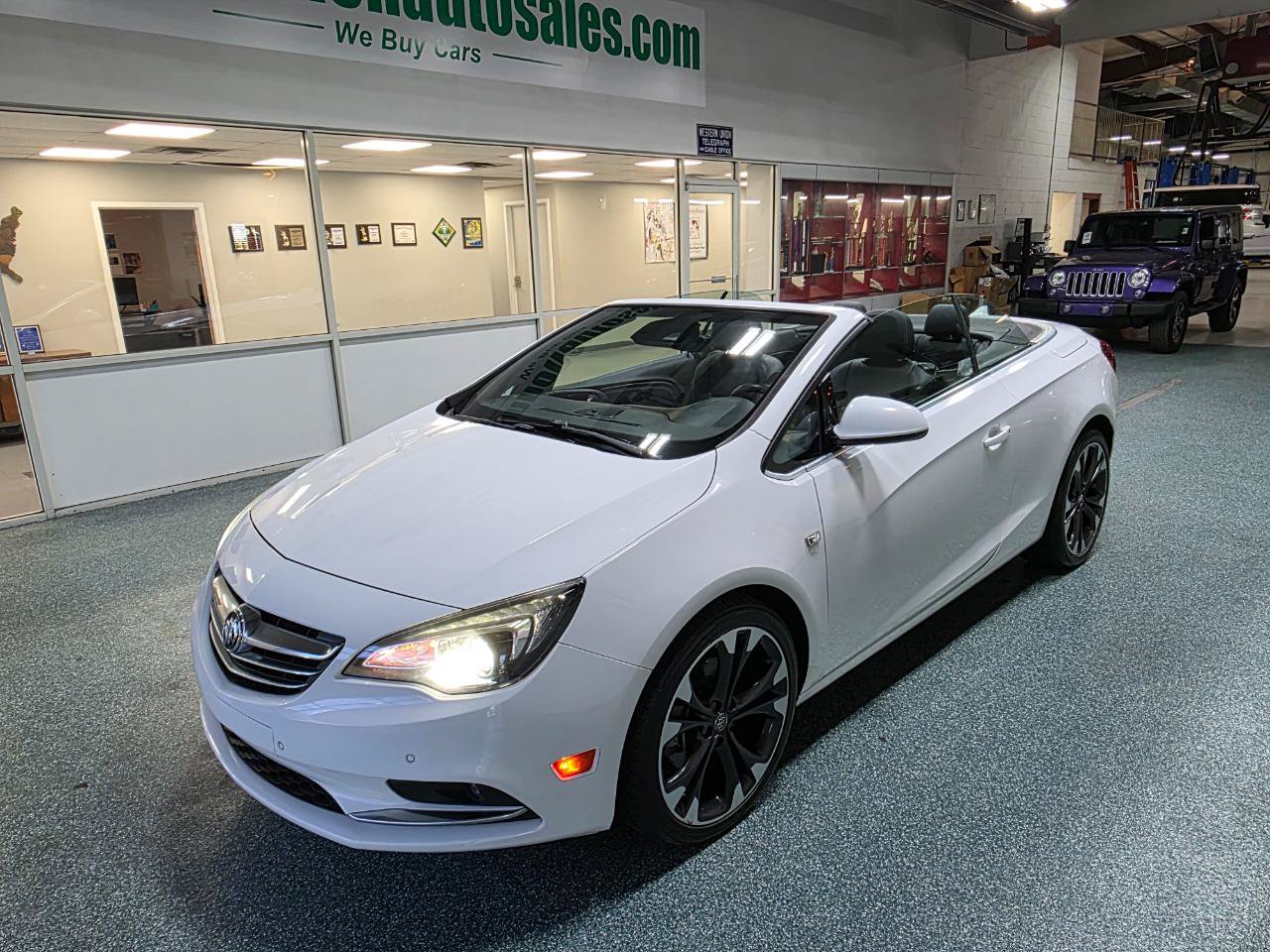 Used 2019 Buick Cascada Premium FWD image 17